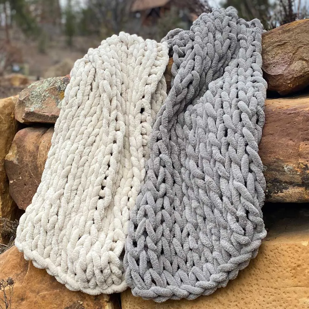 INFINITE CHUNKY KNIT BLANKET | MINKY | LITTLE - SAND