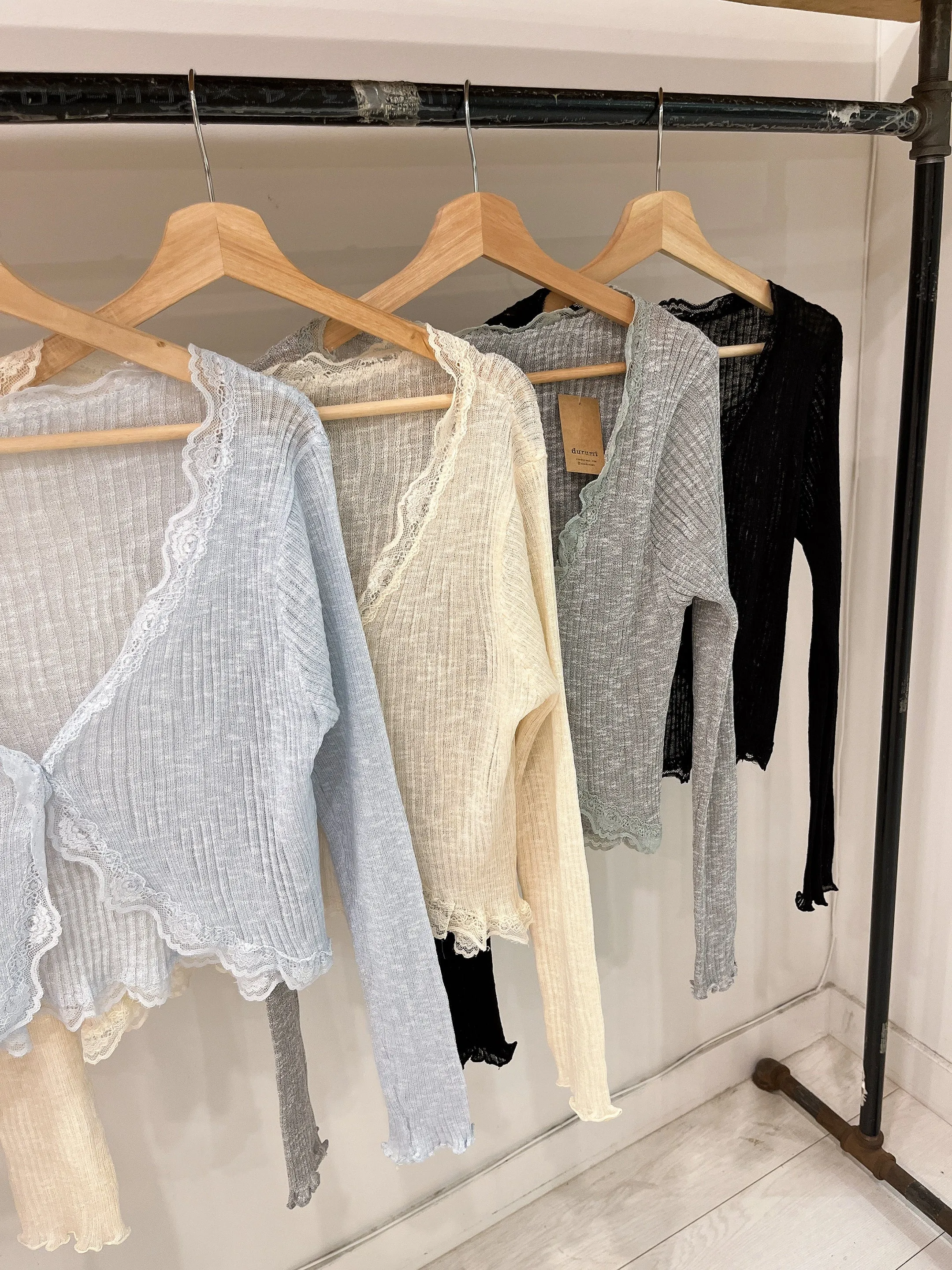 Chic Lace-Trimmed Cardigan