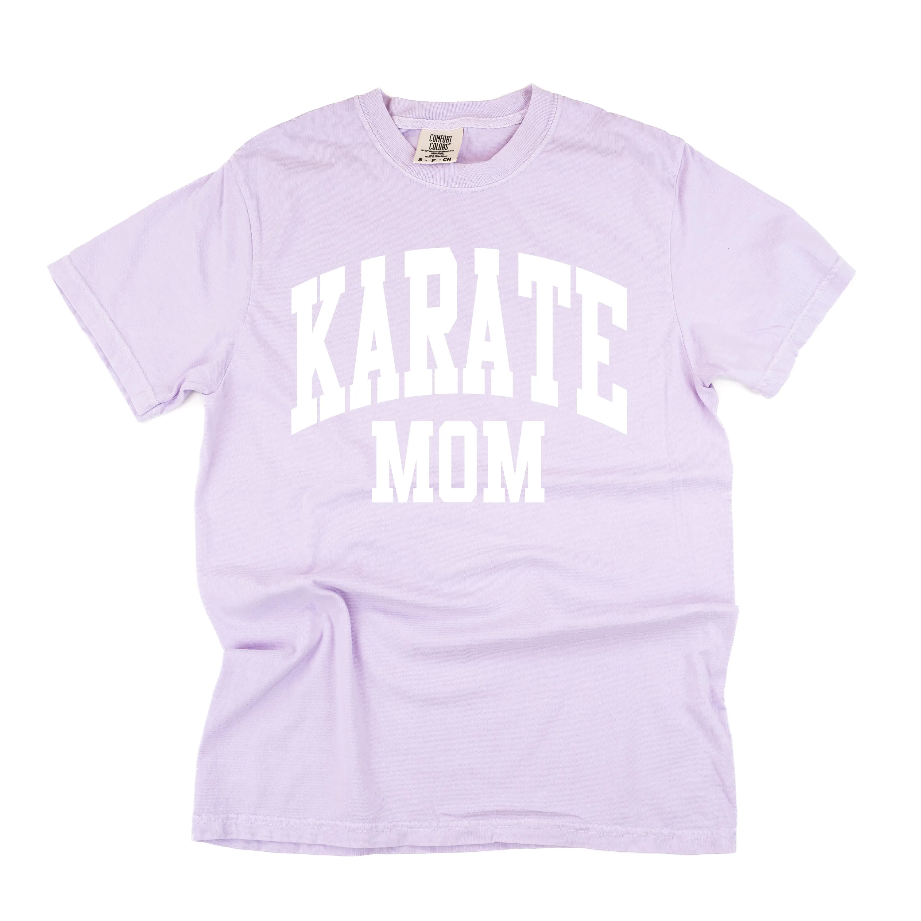 Varsity Style - KARATE MOM - SHORT SLEEVE COMFORT COLORS TEE